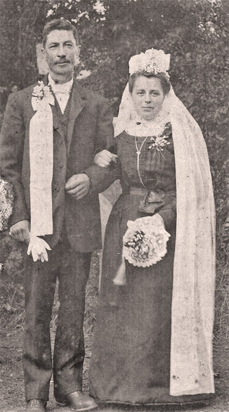 Raphaël Barbey & Léonie Launay le jour de leur mariage